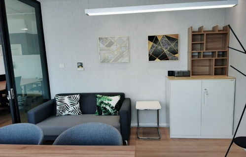 悠樂匯精裝修帶家具辦公樓，隨時看房出租，專業(yè)服務(wù)來自北京我愛我家